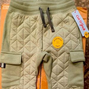 New Cat and Jack Boys Quilted, Cargo, Athletic, Joggers reinforced knee size 4T